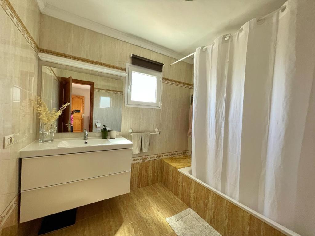 Casa Veroles Tías Екстериор снимка